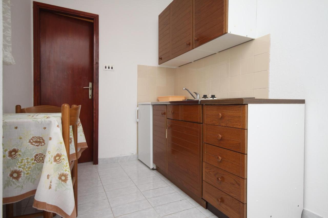 Apartment Metajna 4120C Eksteriør bilde